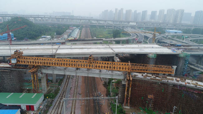 郑州G107上跨陇海铁路